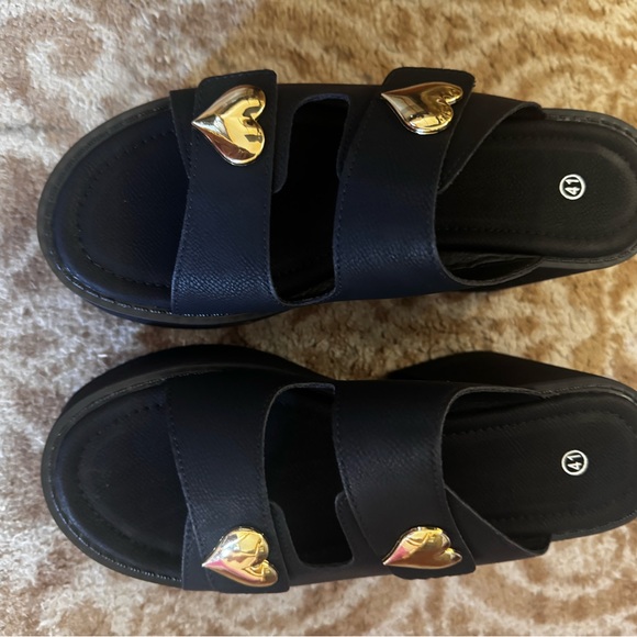 Gold heart logo platform mules chunky sandals - Picture 3 of 8